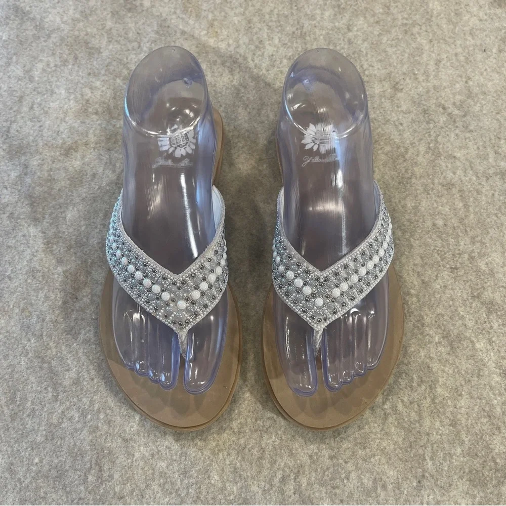 Yellow Box Debra Flip Flop Sandals Faux Pearl Leather Women’s Size 6.5 - Picture 3 of 8